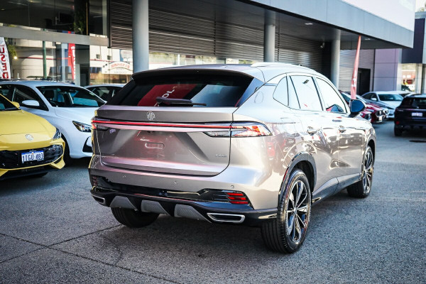 2025 MG HS AS33 Essence SUV Image 5
