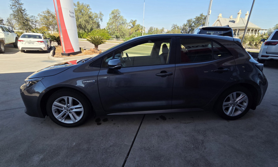 2022 Toyota Corolla ZWE219R  Ascent Sport Hybrid Hatch Image 4