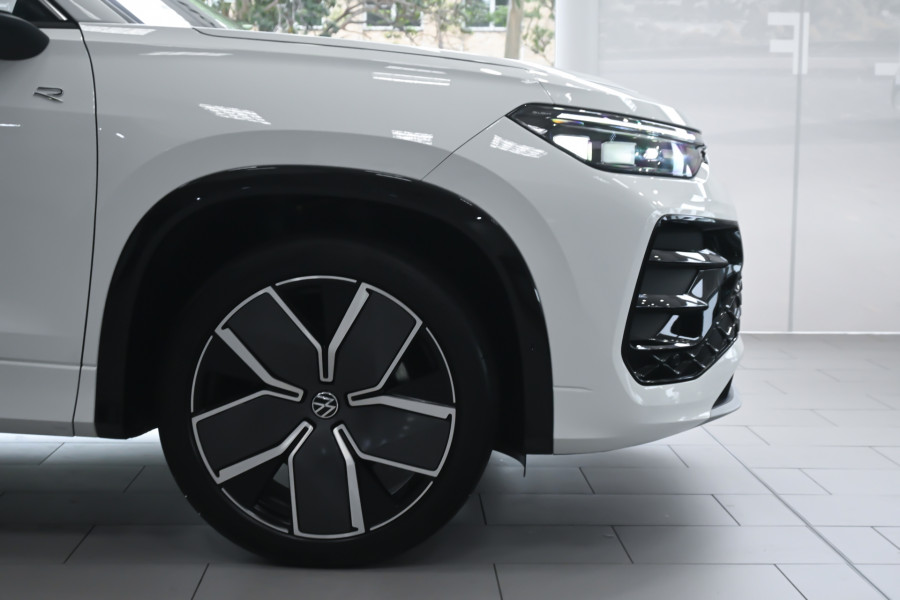 2025 MY26 Volkswagen Tayron R4 195TSI R-Line SUV Image 27