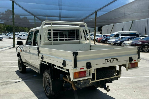 2017 Toyota Landcruiser VDJ79R Workmate Double Cab Cab chassis Image 5