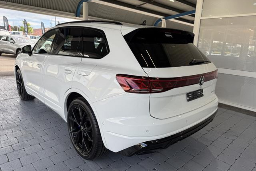 2024 MY25 Volkswagen Touareg RC R SUV Image 10