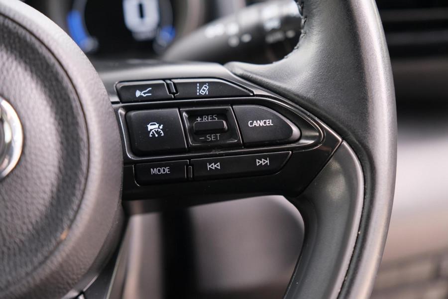 2021 Toyota Yaris Cross MXPB10R GX SUV Image 15