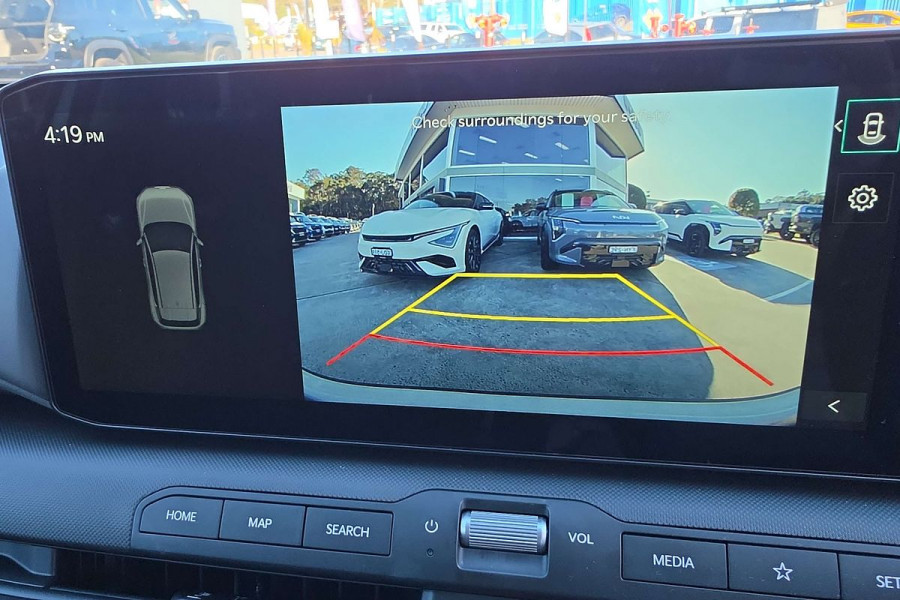 2025 MY26 Kia K4 CL4m S Hatch Image 18