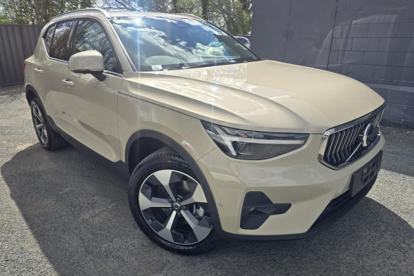 2026 MY27 Volvo XC40 XZ Ultra B4 Bright SUV