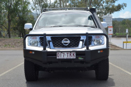 Nissan Navara MY12 D4