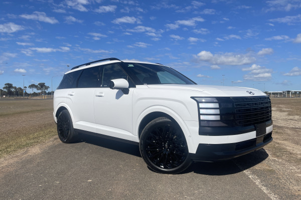 2027 Hyundai Palisade Calligraphy Black Ink SUV Image 1