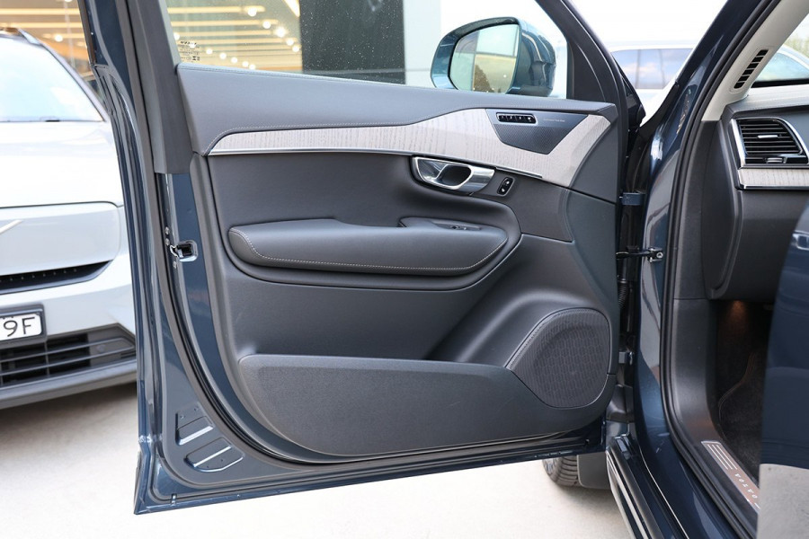2024 MY25 Volvo XC90 L Series Ultra B6 Bright SUV Image 26
