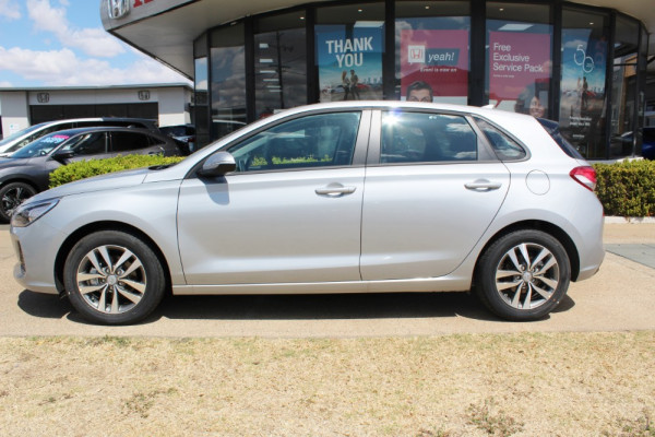 2019 Hyundai i30 PD2 Active Hatch Image 3