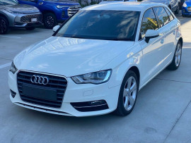 2015 Audi A3 8V Ambition Hatch image 3