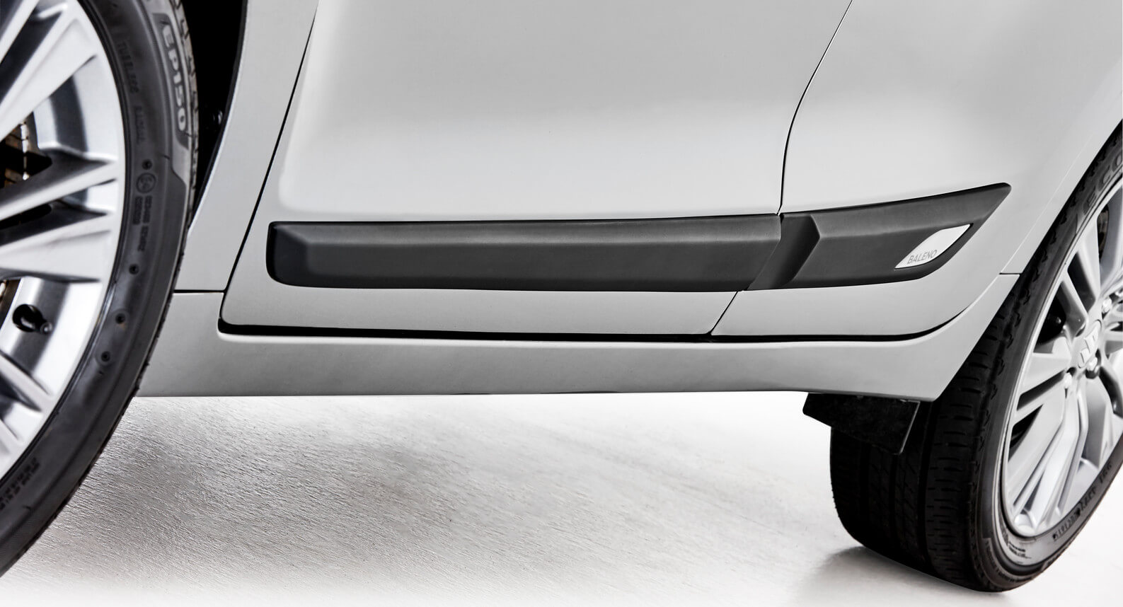 Baleno - Side Body Moulding