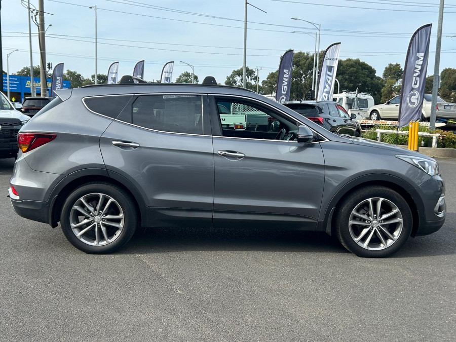 2017 MY18 Hyundai Santa Fe DM5 Series II Highlander SUV Image 13