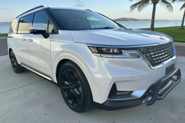 2021 Kia Carnival KA4 Platinum People Mover Image 1