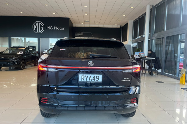 2026 MG HS Essence SUV Image 6
