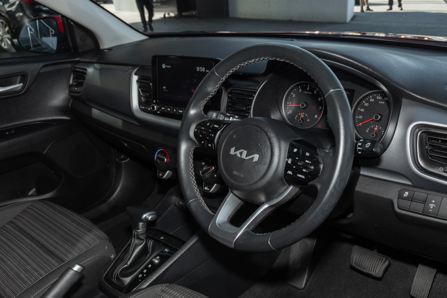 2021 MY22 Kia Stonic YB Sport SUV Image 6