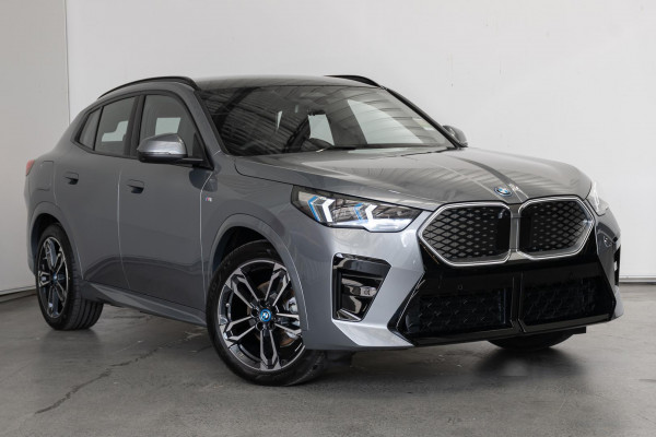 BMW iX2 eDrive20 M Sport U10