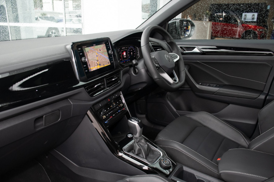 2025 MY26 Volkswagen T-Roc D11 140TSI R-Line SUV Image 8
