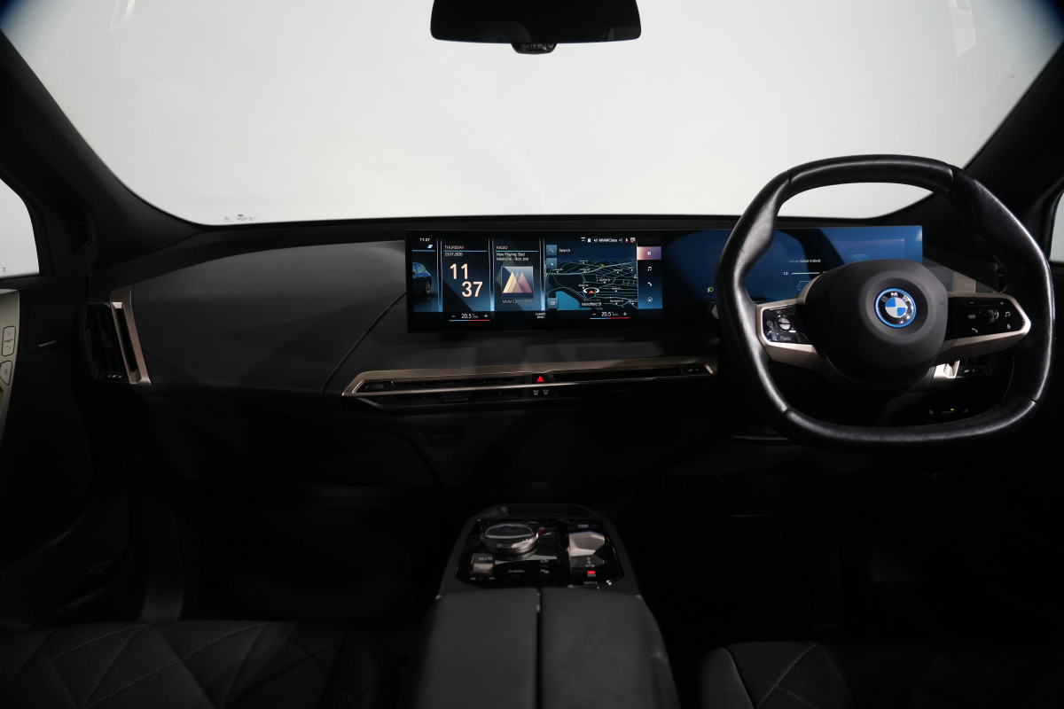 2023 BMW iX xDrive40 Sport SUV