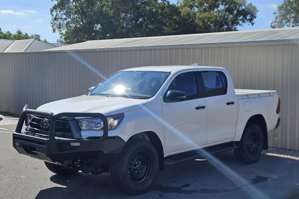 2022 Toyota HiLux GUN126R SR Double-Cab Pick-Up