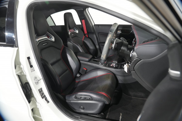 2015 Mercedes-Benz A-Class A45 AMG Hatch Image 27