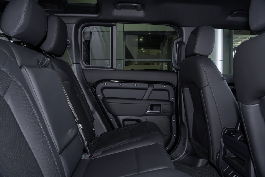 2026 Land Rover Defender L663 110 D350 X-Dynamic SE SUV