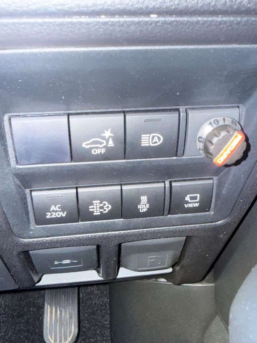 2025 Toyota HiLux GUN126R SR5 48V Ute Image 18