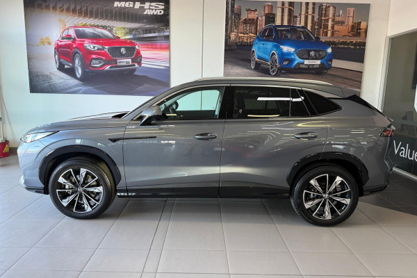 2024 MY24.5 MG HS AS33 Essence SUV