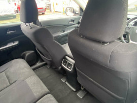 2015 MY16 Honda CR-V RM Series II VTi-S SUV image 28