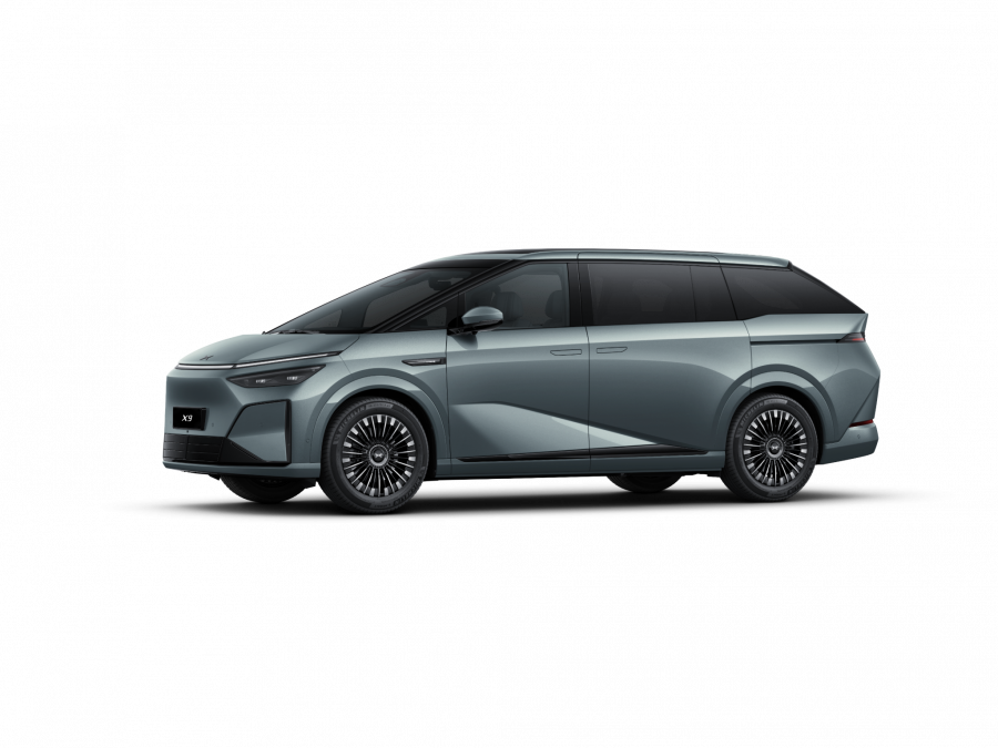 2026 XPeng X9  Long Range People Mover