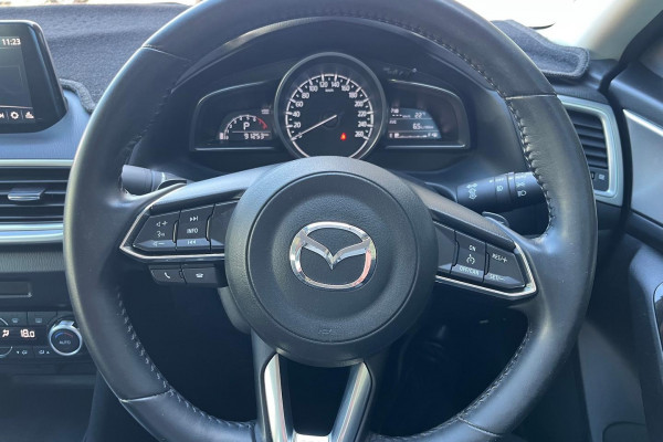 2017 Mazda 3 BN5236 SP25 Sedan Image 19