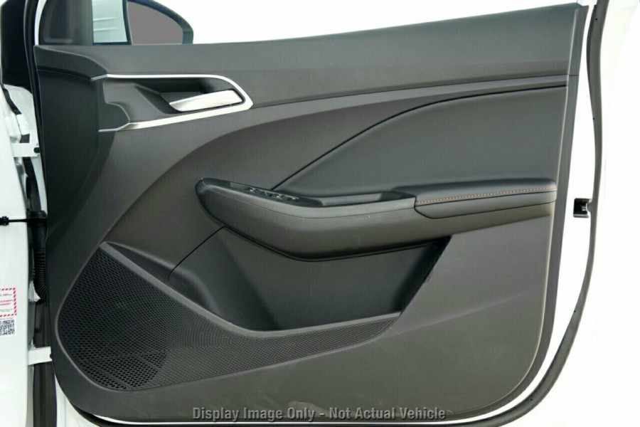 2024 MY24.5 MG MG3 ZP22 Essence Hybrid+ Hatch Image 9