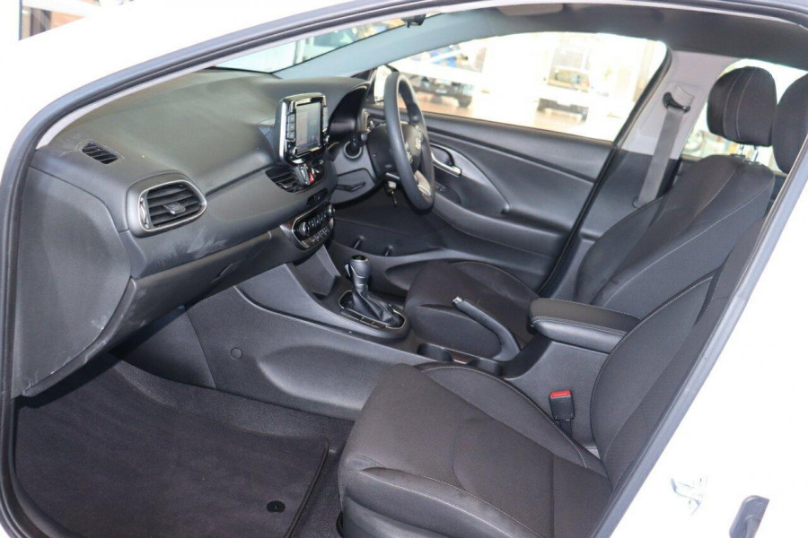 2017 MY18 Hyundai i30 PD Active Hatch Image 13