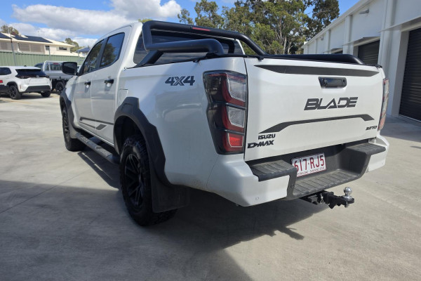 2025 MY24 Isuzu D-MAX RG BLADE Ute Image 15