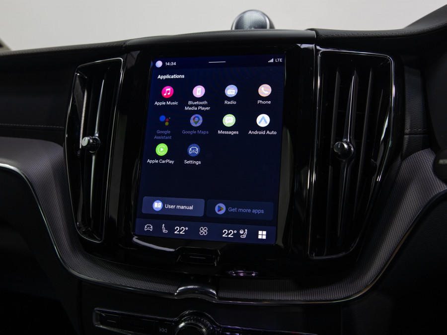 2022 Volvo XC60 UZ T8 Ultimate Recharge Plug in hybrid SUV Image 17