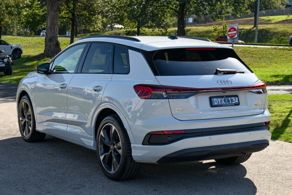 2025 MY26 Audi Q4 e-tron F4 45 SUV image 5