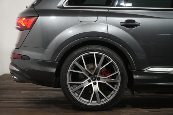 2020 Audi SQ7 TDI SUV image 6