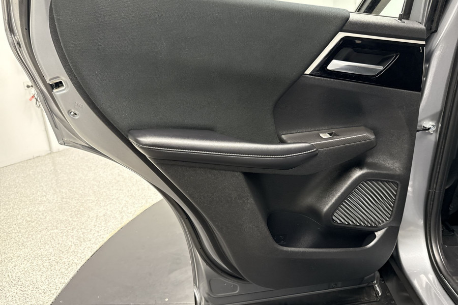 2021 MY22 Mitsubishi Outlander ZM ES SUV Image 15