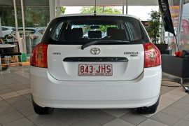 2005 Toyota Corolla ZZE122R 5Y Ascent Hatchback