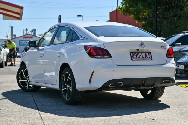 2024 MG MG5 AP32 Essence Sedan Image 2