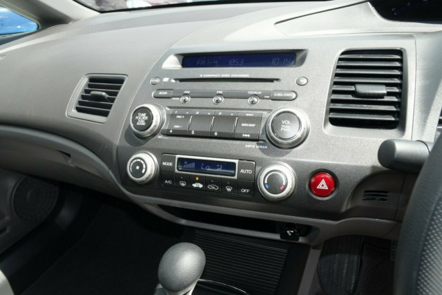 2008 Honda Civic VTi-L 11 of 19