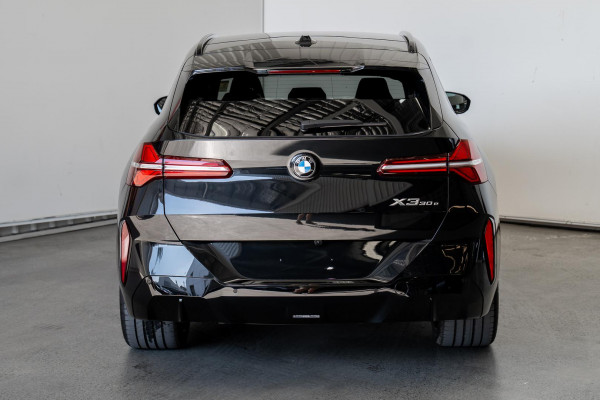 2026 BMW X3 G45 30e xDrive SUV image 5