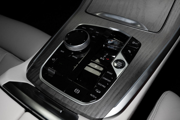 2026 BMW X5 G05 LCI xDrive30d M Sport SUV image 13