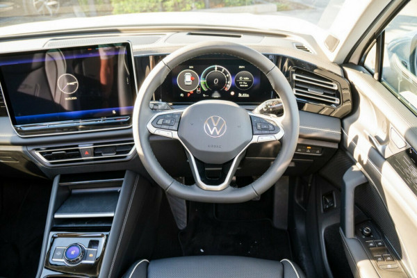 2026 Volkswagen Tiguan CT 150TSI eHybrid Elegance SUV Image 11