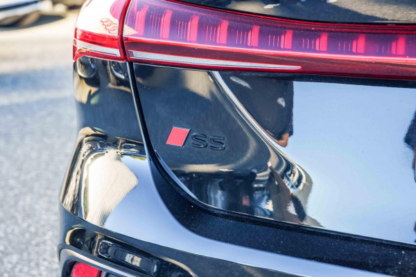 2025 Audi S5 B10 edition one Hatch image 10