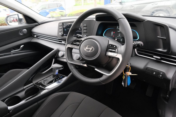 2025 Hyundai i30 CN7.V2  Sedan Image 6