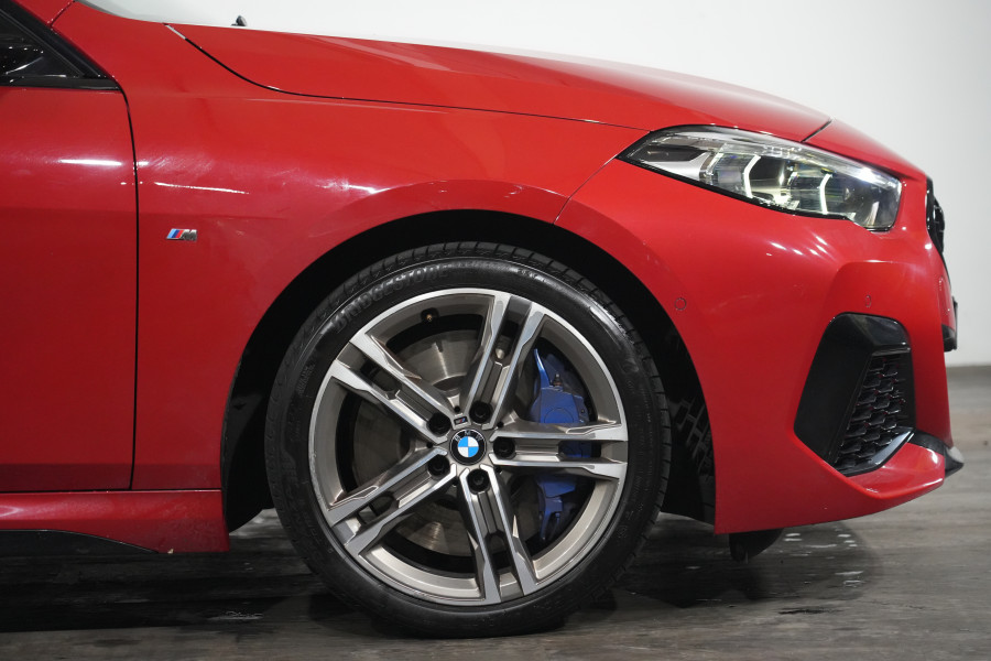 2021 BMW 2 Series M235i xDrive Coupe Image 5