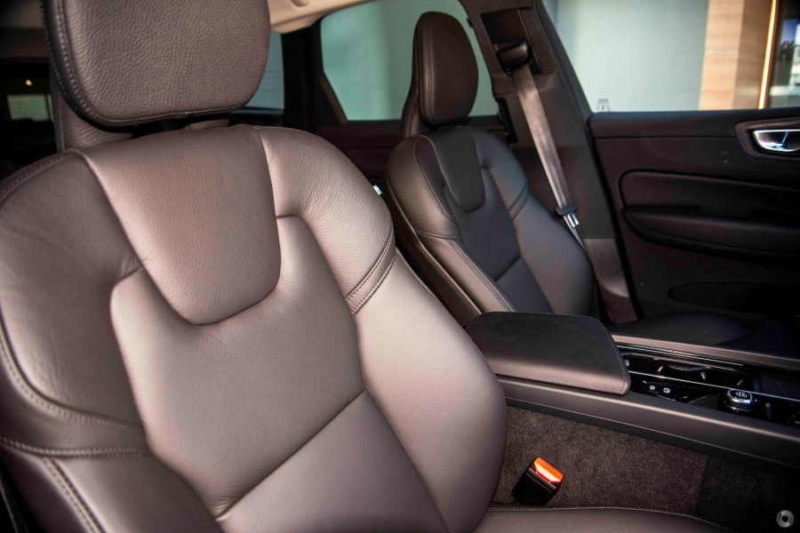 2024 MY25 Volvo XC60 UZ Plus B5 SUV Image 8