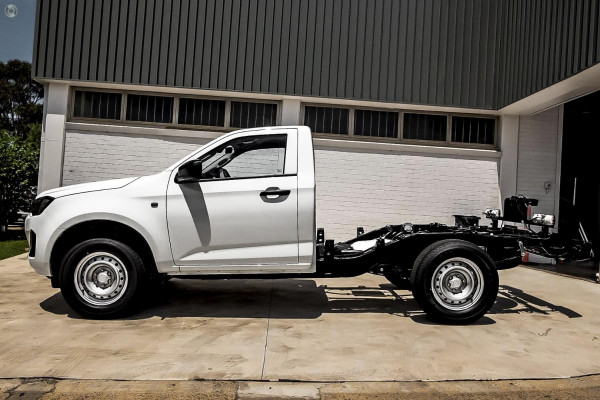 2026 MY25.5 Isuzu D-MAX RG SX High Ride Cab Chassis Image 5