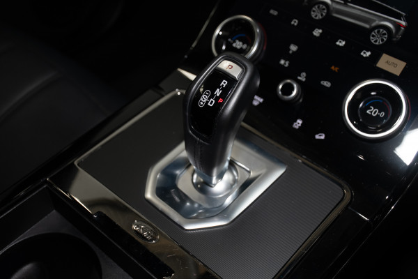 2022 Land Rover Range Rover Evoque L551 R-Dynamic SE SUV Image 17