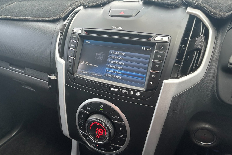 2016 MY15 Isuzu D-MAX Turbo LS-Terrain Ute Image 17