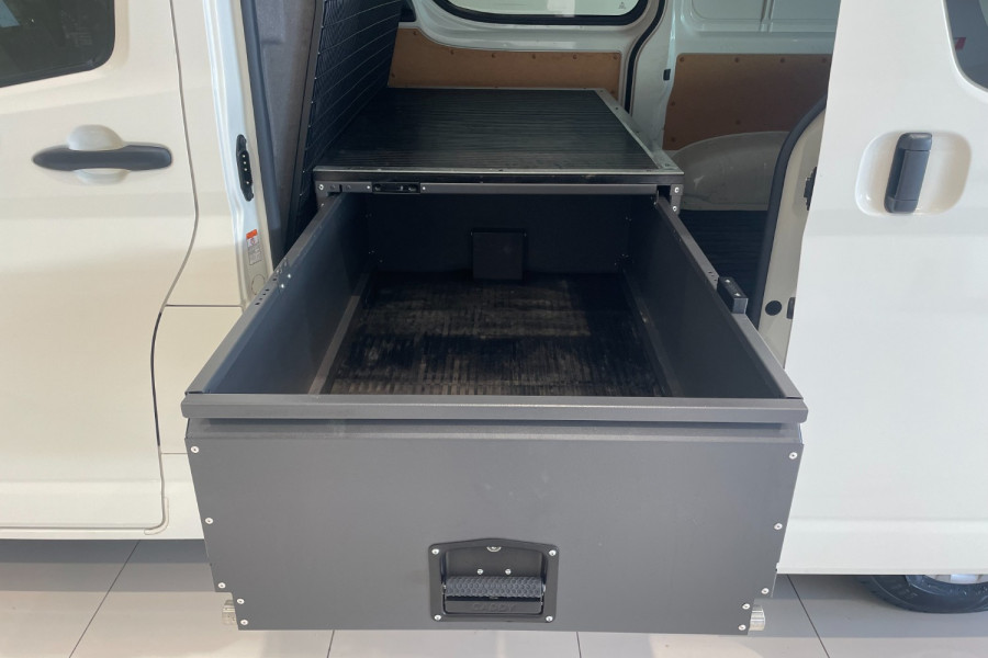 2019 Toyota HiAce Commuter GL Commuter GL Van Image 7